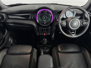 Used MINI Hatch 2019 for sale - 77461972: Photo