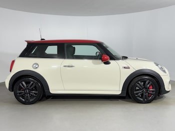 Used MINI Hatch 2018 for sale - 79504506: Photo