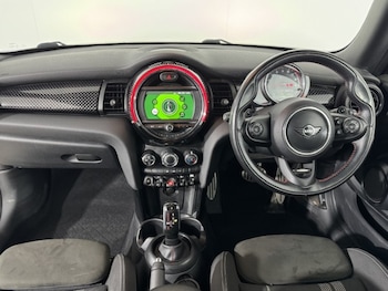 Used MINI Hatch 2018 for sale - 79504506: Photo
