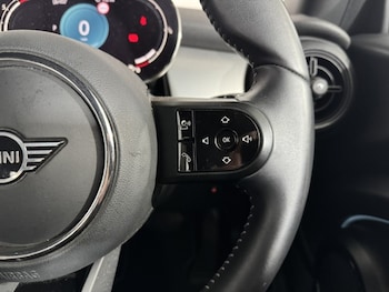 Used MINI Hatch 2023 for sale - 79448233: Photo