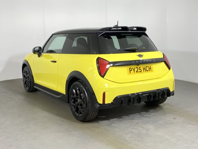 Used MINI Cooper 2025 for sale - 76981604: Photo 2