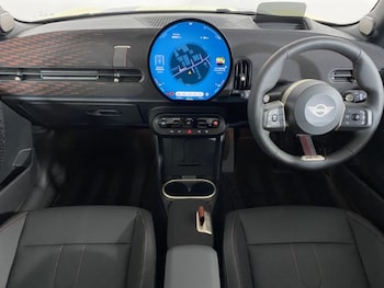 Used MINI Cooper 2025 for sale - 76981604: Photo