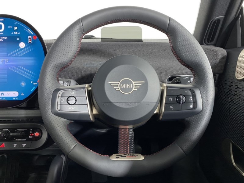 Used MINI Cooper 2024 for sale - 76982417: Photo 5