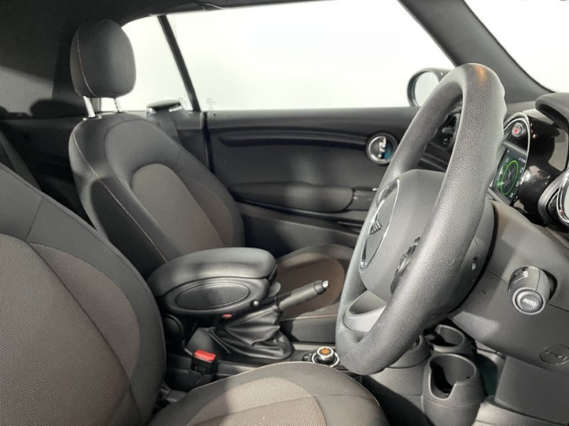 Used MINI Convertible 2021 for sale - 76980987: Photo 11