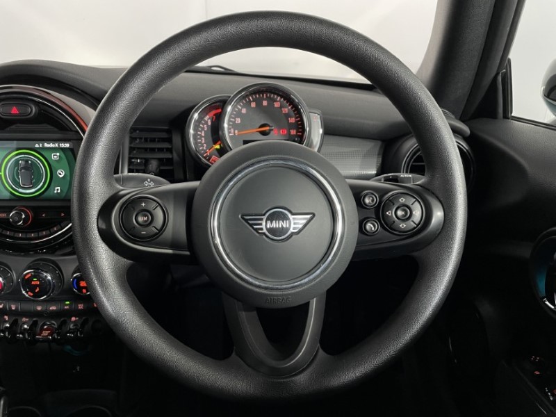 Used MINI Convertible 2021 for sale - 76980987: Photo 5