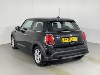 Used MINI Hatch 2021 for sale - 77063474: Photo