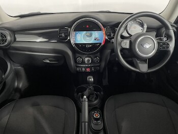 Used MINI Hatch 2021 for sale - 77063474: Photo