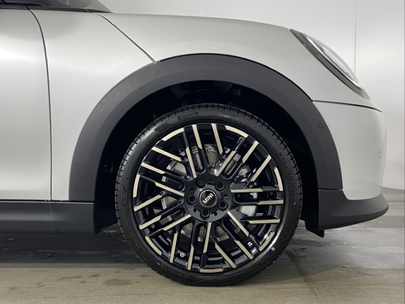 Used MINI Cooper 2025 for sale - 76981597: Photo 14