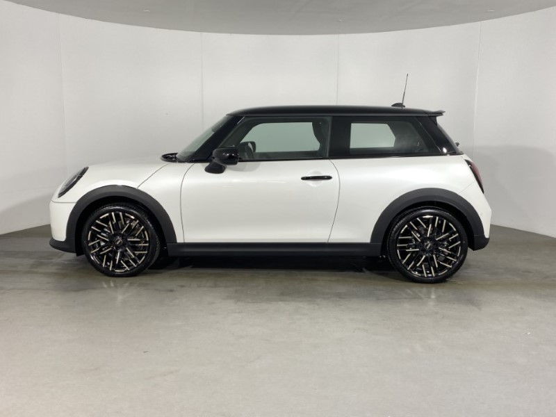 Used MINI Cooper 2025 for sale - 76981597: Photo 45
