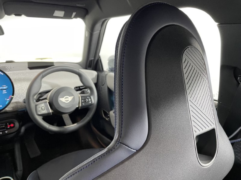 Used MINI Cooper 2024 for sale - 76981975: Photo 32