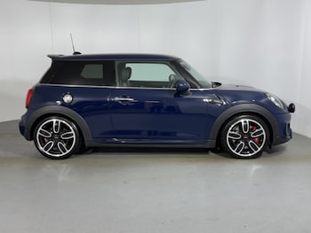 Used MINI Hatch 2019 for sale - 79433672: Photo