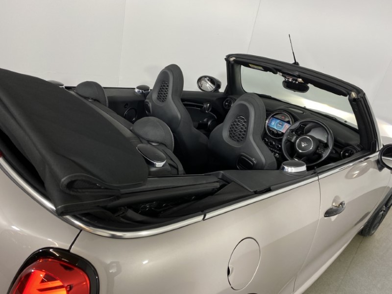 Used MINI Convertible 2022 for sale - 76981666: Photo 41