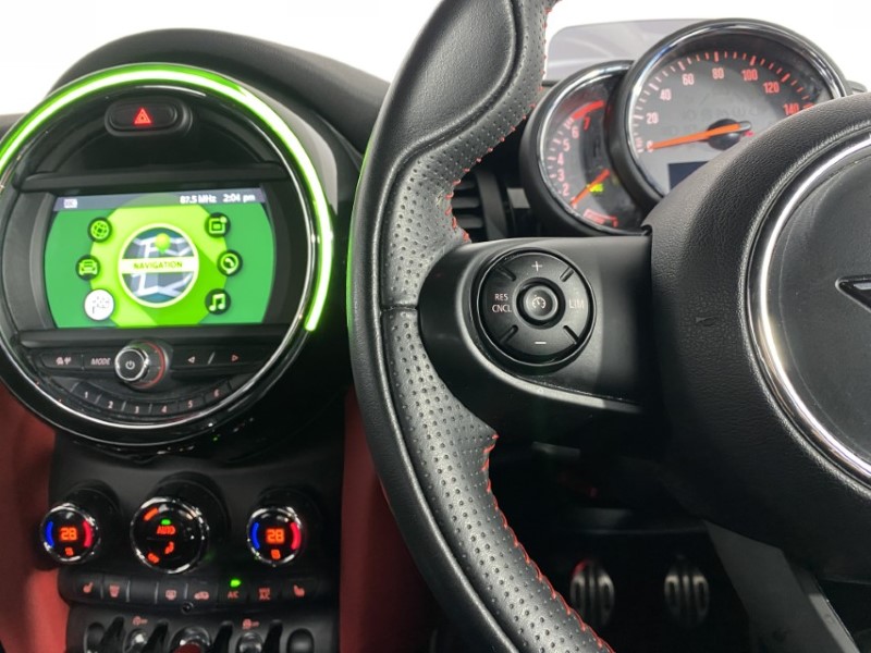 Used MINI Hatch 2019 for sale - 76982228: Photo 18