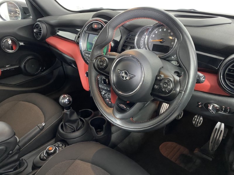 Used MINI Hatch 2019 for sale - 76982228: Photo 6