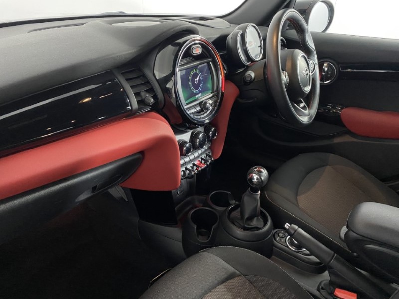 Used MINI Hatch 2019 for sale - 76982228: Photo 7