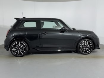 Used MINI Cooper 2024 for sale - 79153959: Photo