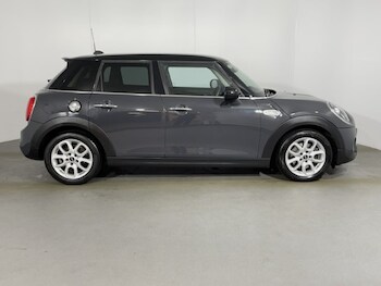 Used MINI Hatch 2020 for sale - 76982260: Photo