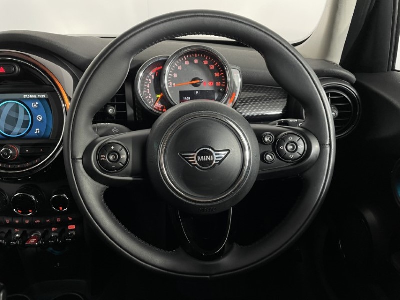Used MINI Hatch 2020 for sale - 76982260: Photo 5