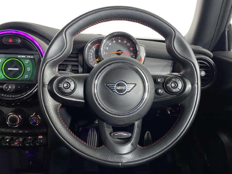 Used MINI Hatch 2020 for sale - 76982384: Photo 5