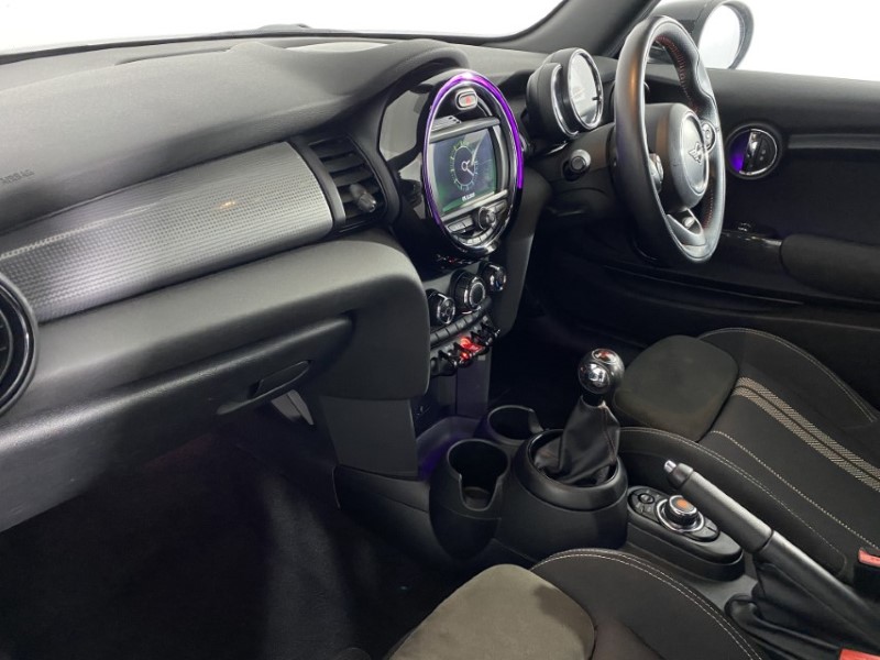 Used MINI Hatch 2020 for sale - 76982384: Photo 7