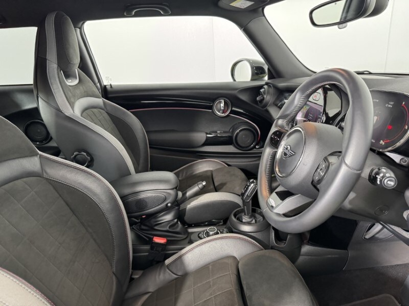 Used MINI Hatch 2022 for sale - 77589868: Photo 11