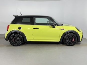 Used MINI Hatch 2022 for sale - 77589868: Photo