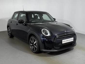 Used MINI Hatch 2023 for sale - 79433674: Photo