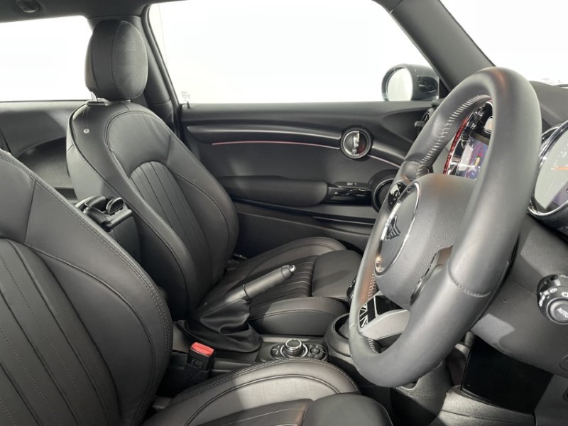 Used MINI Hatch 2022 for sale - 76981535: Photo 11