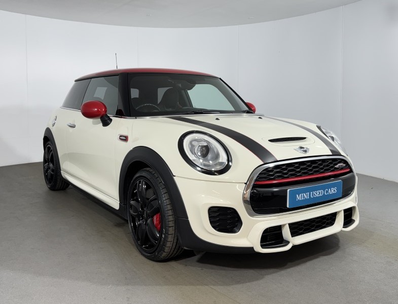 Used MINI Hatch 2017 for sale - 78212085: Photo 1