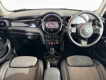 Used MINI Hatch 2024 for sale - 79067208: Photo