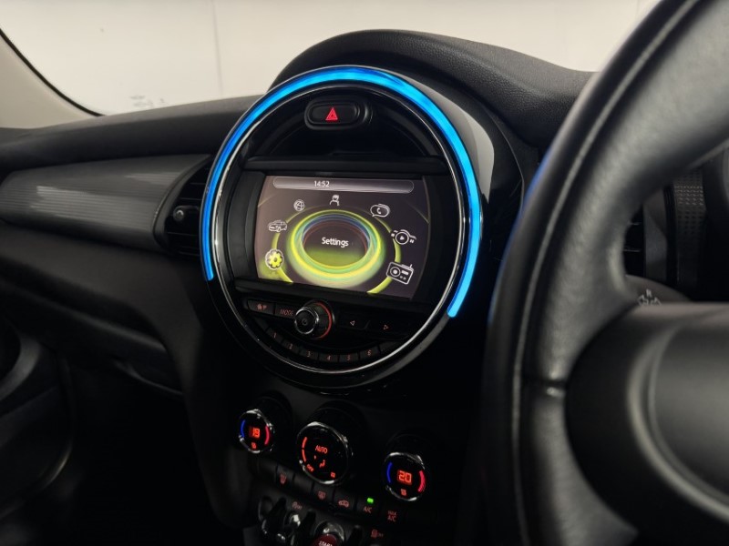 Used MINI Hatch 2017 for sale - 77124136: Photo 21