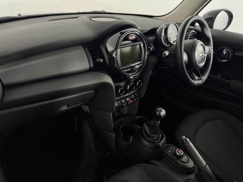 Used MINI Hatch 2017 for sale - 77124136: Photo 7