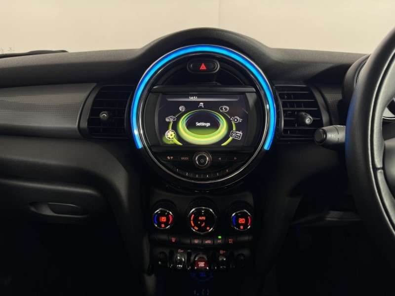 Used MINI Hatch 2017 for sale - 77124136: Photo 9