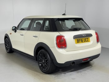 Used MINI Hatch 2016 for sale - 79153970: Photo