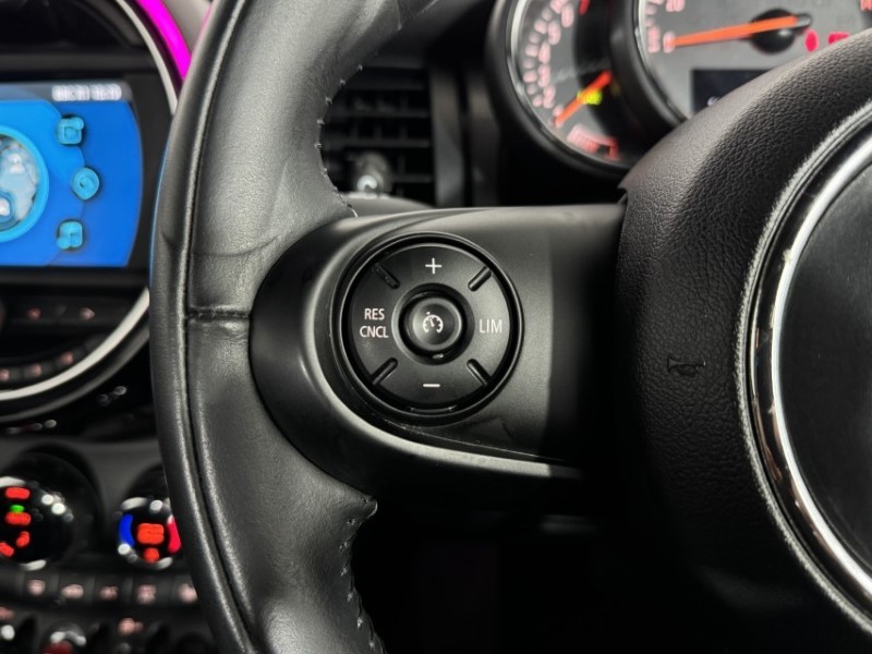 Used MINI Convertible 2020 for sale - 77581475: Photo 17