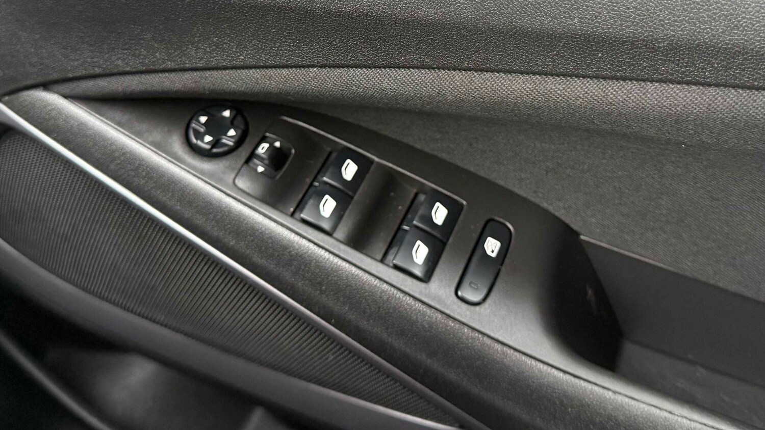 Used Vauxhall Crossland 2021 for sale - 77858647: Photo 13