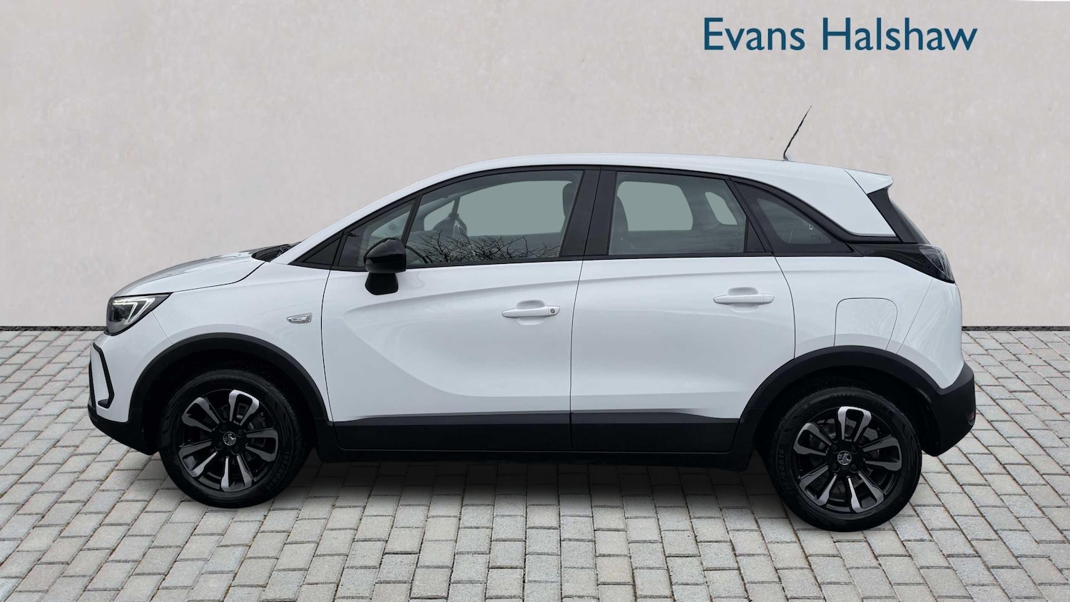 Used Vauxhall Crossland 2021 for sale - 77858647: Photo 3