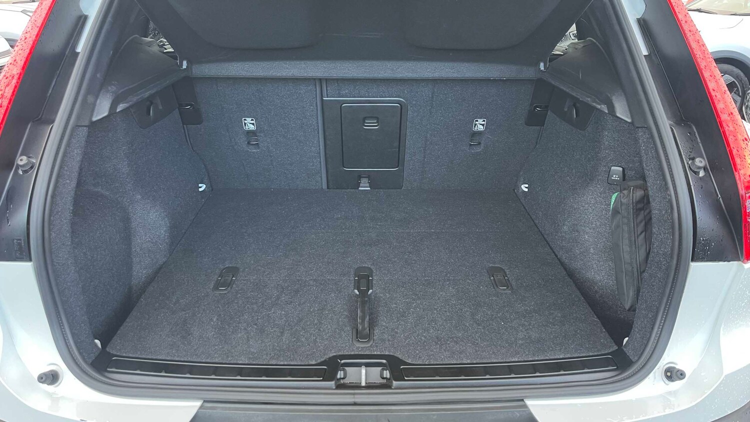 Used Volvo XC40 2025 for sale - 77862273: Photo 12