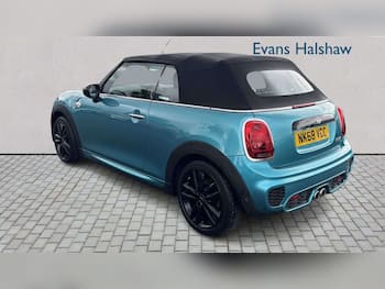 Used MINI Convertible 2018 for sale - 79660491: Photo