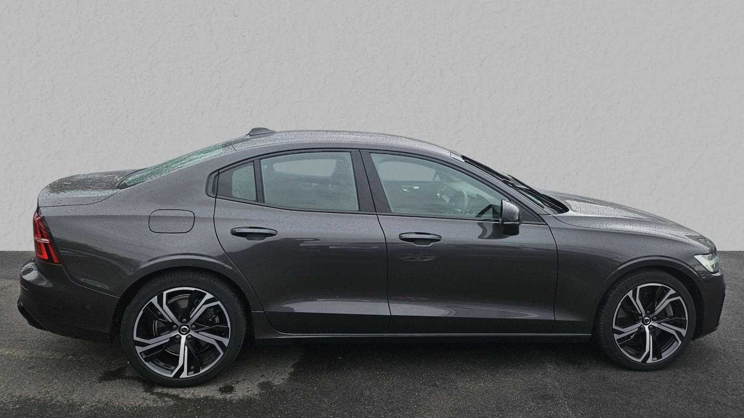 Used Volvo S60 2023 for sale - 77858177: Photo 4