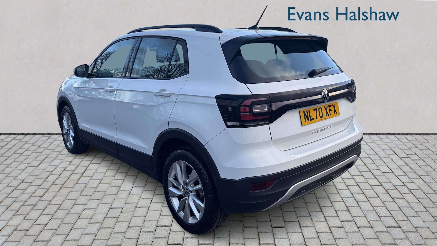 Used Volkswagen T-Cross 2020 for sale - 77856803: Photo 2