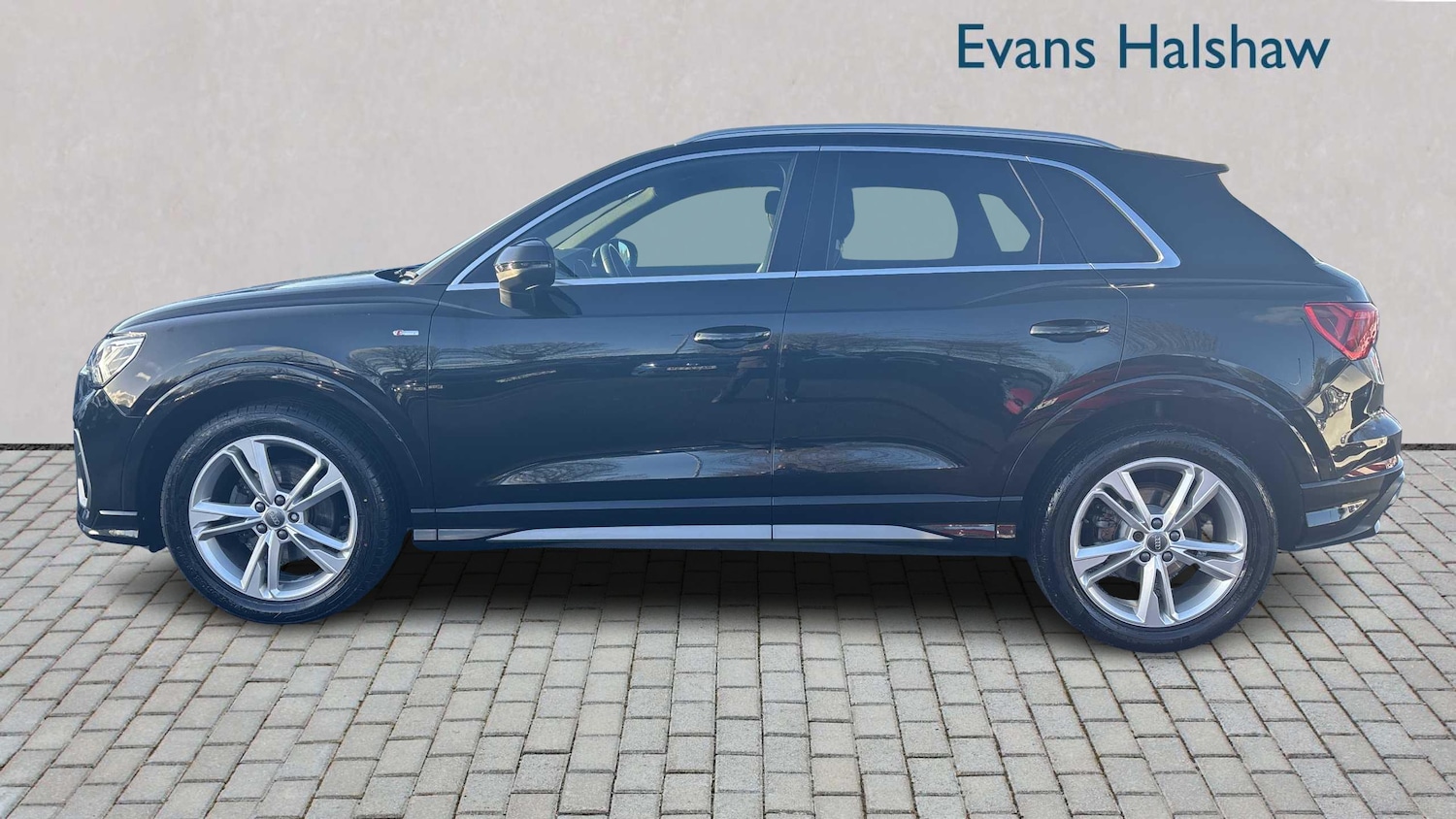 Used Audi Q3 for sale - 77860889: Photo 4