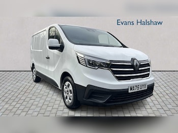 Renault Trafic feature image