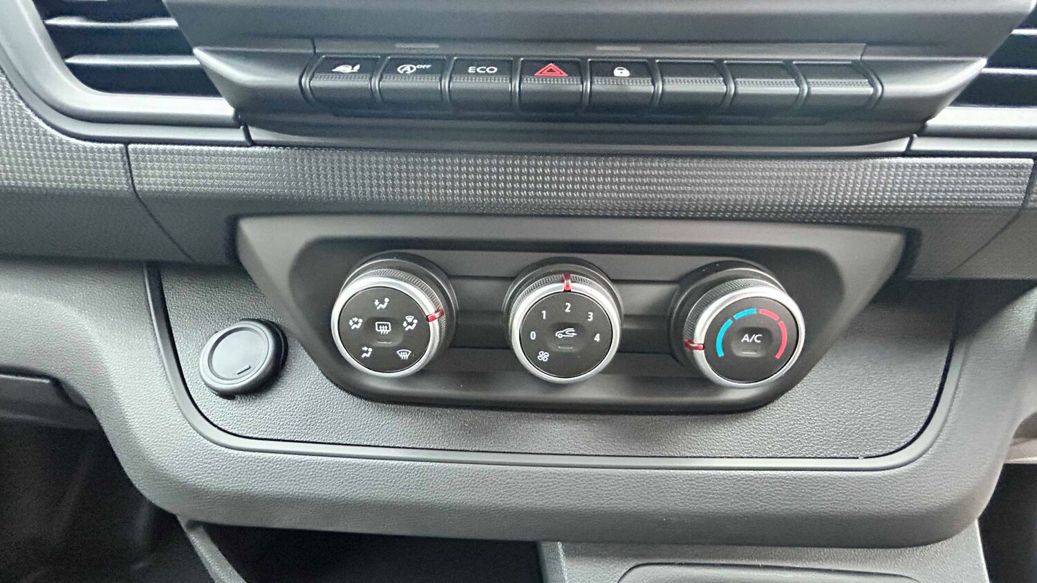 Used Renault Trafic 2025 for sale - 77859536: Photo 5