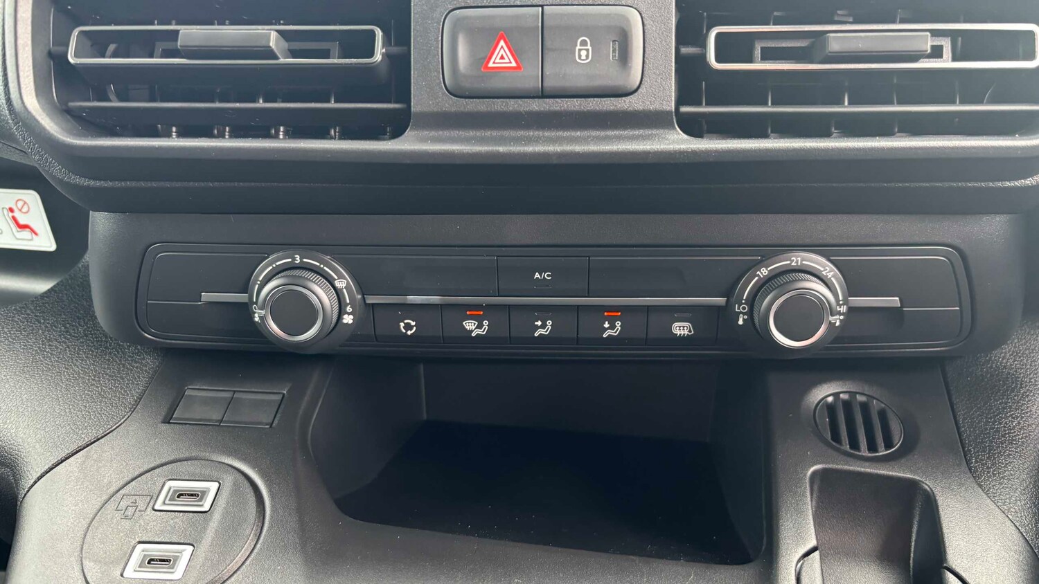 Used Vauxhall Combo 2025 for sale - 77856363: Photo 14