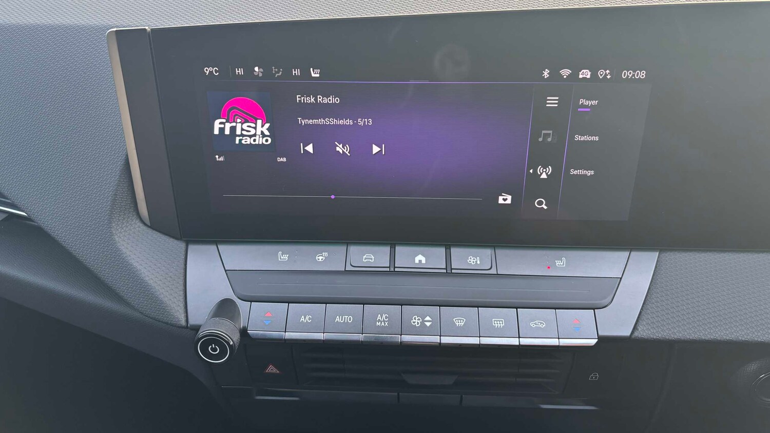 Used Vauxhall Astra for sale - 77857595: Photo 11