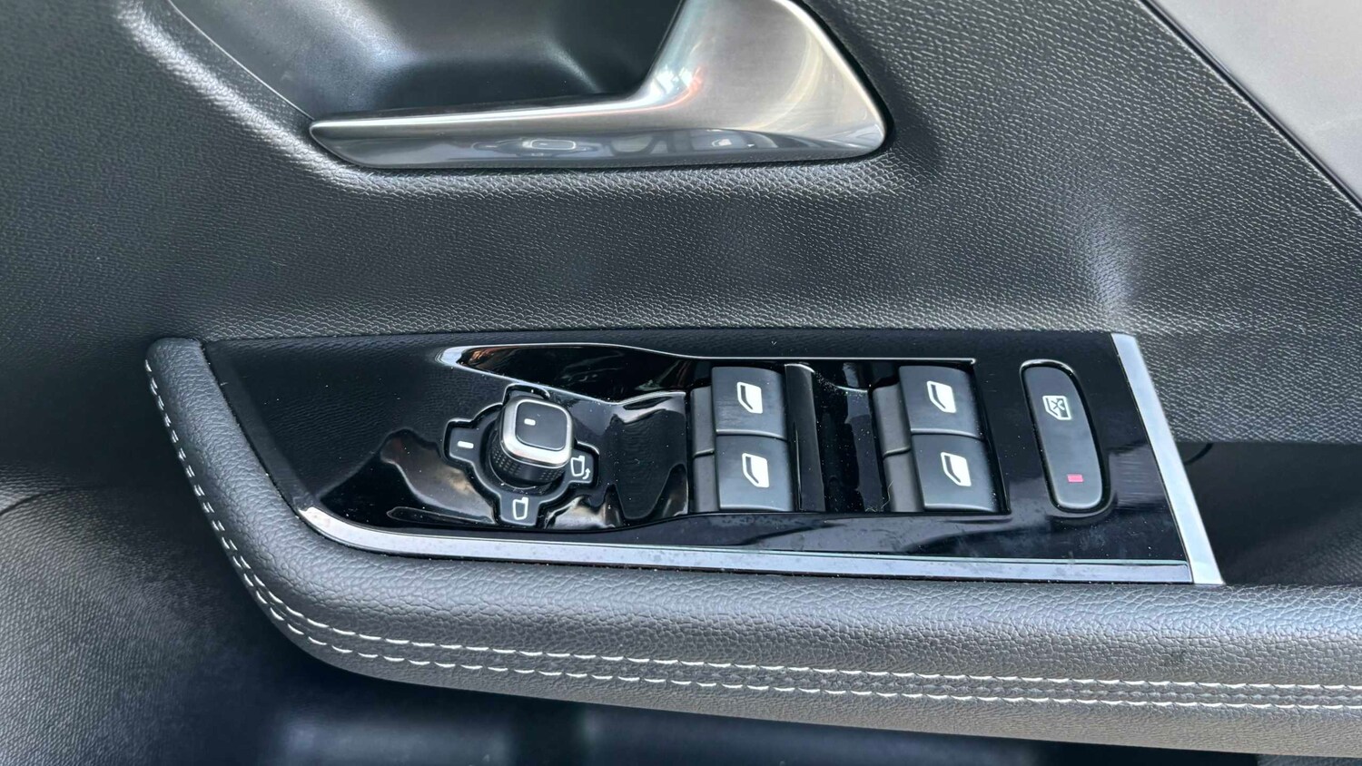 Used Vauxhall Astra for sale - 77857595: Photo 17