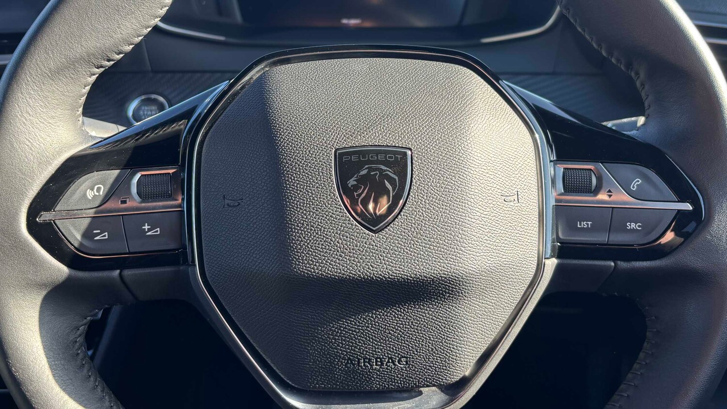 Used Peugeot 2008 for sale - 77860511: Photo 9