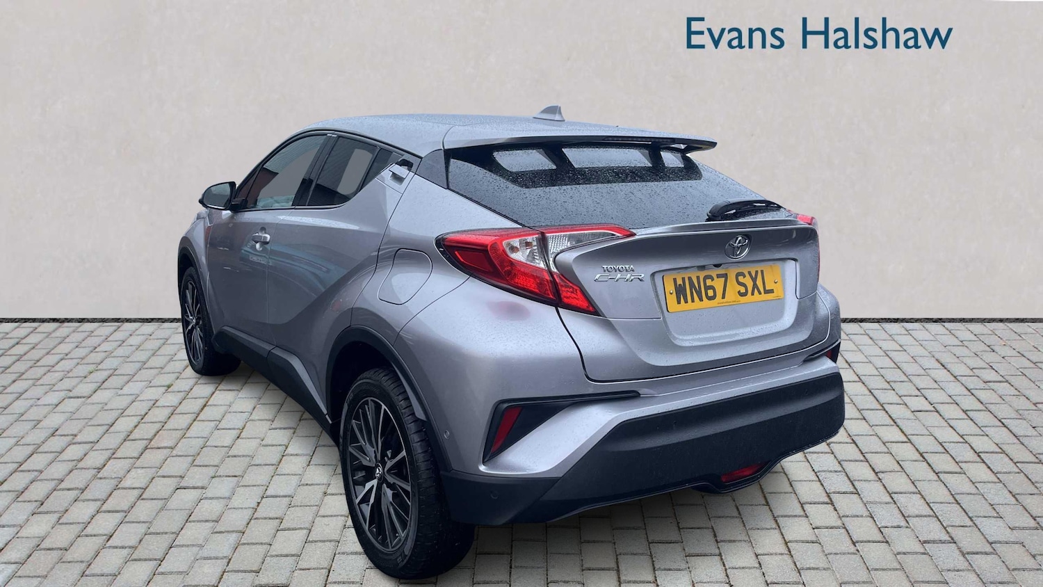 Used Toyota C-HR 2017 for sale - 78010054: Photo 5