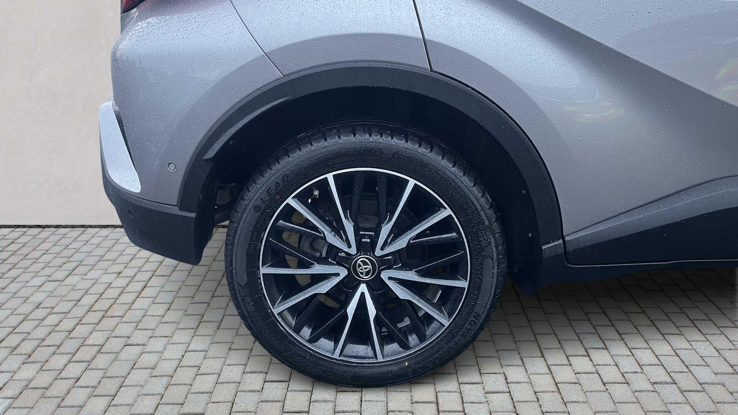 Used Toyota C-HR 2017 for sale - 78010054: Photo 9